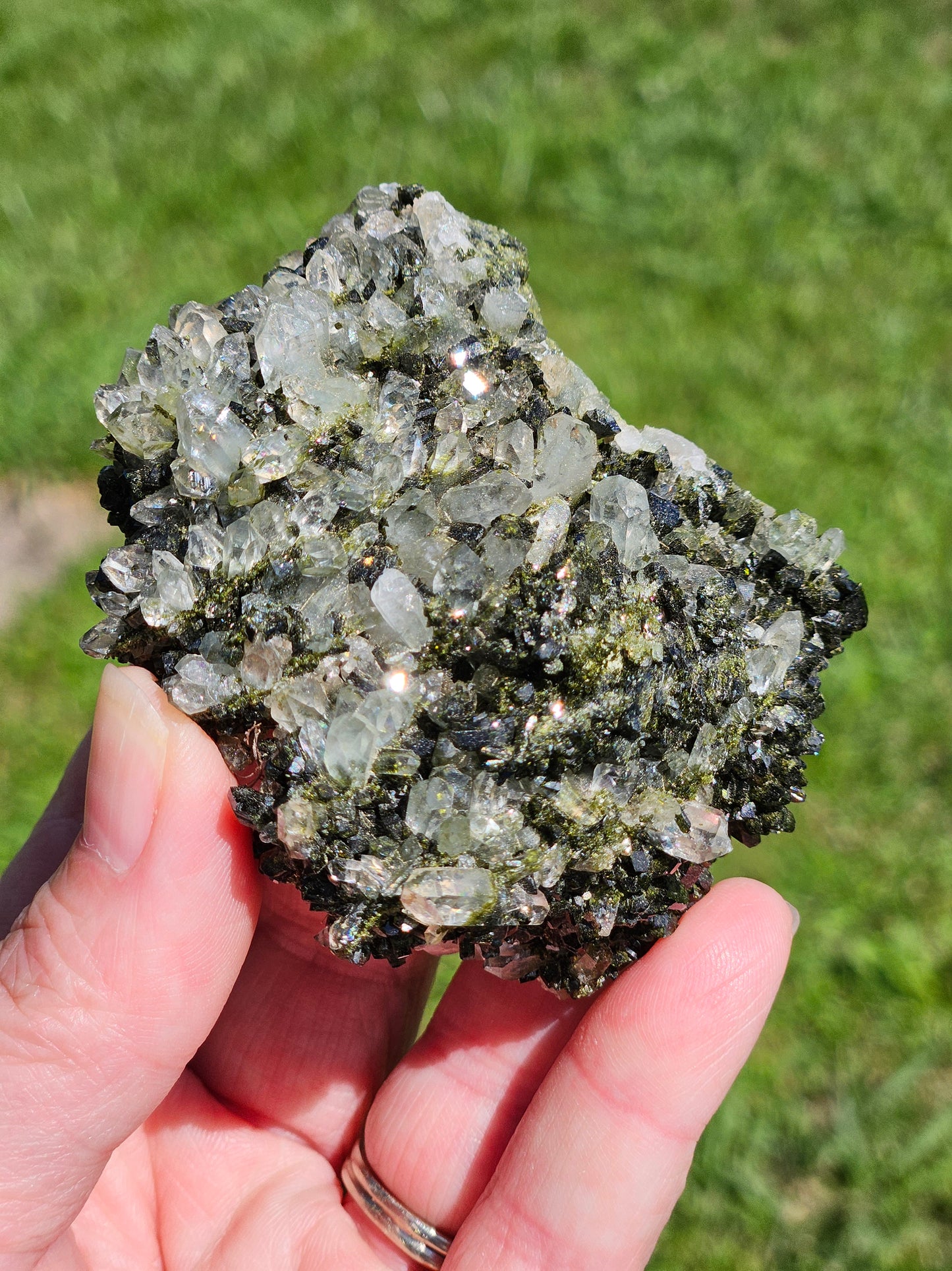 Epidote in Quartz
