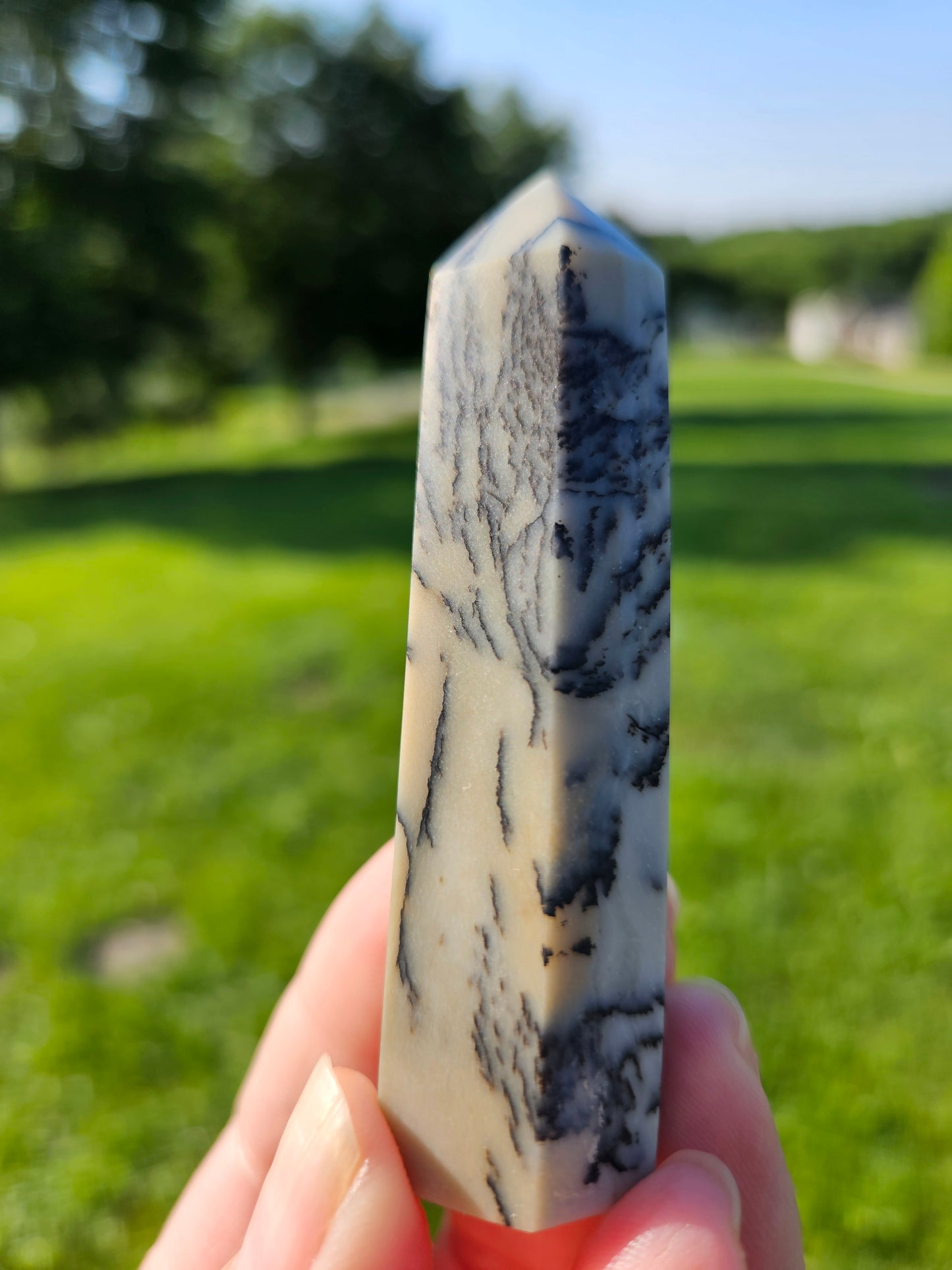 Dendritic Jade Tower
