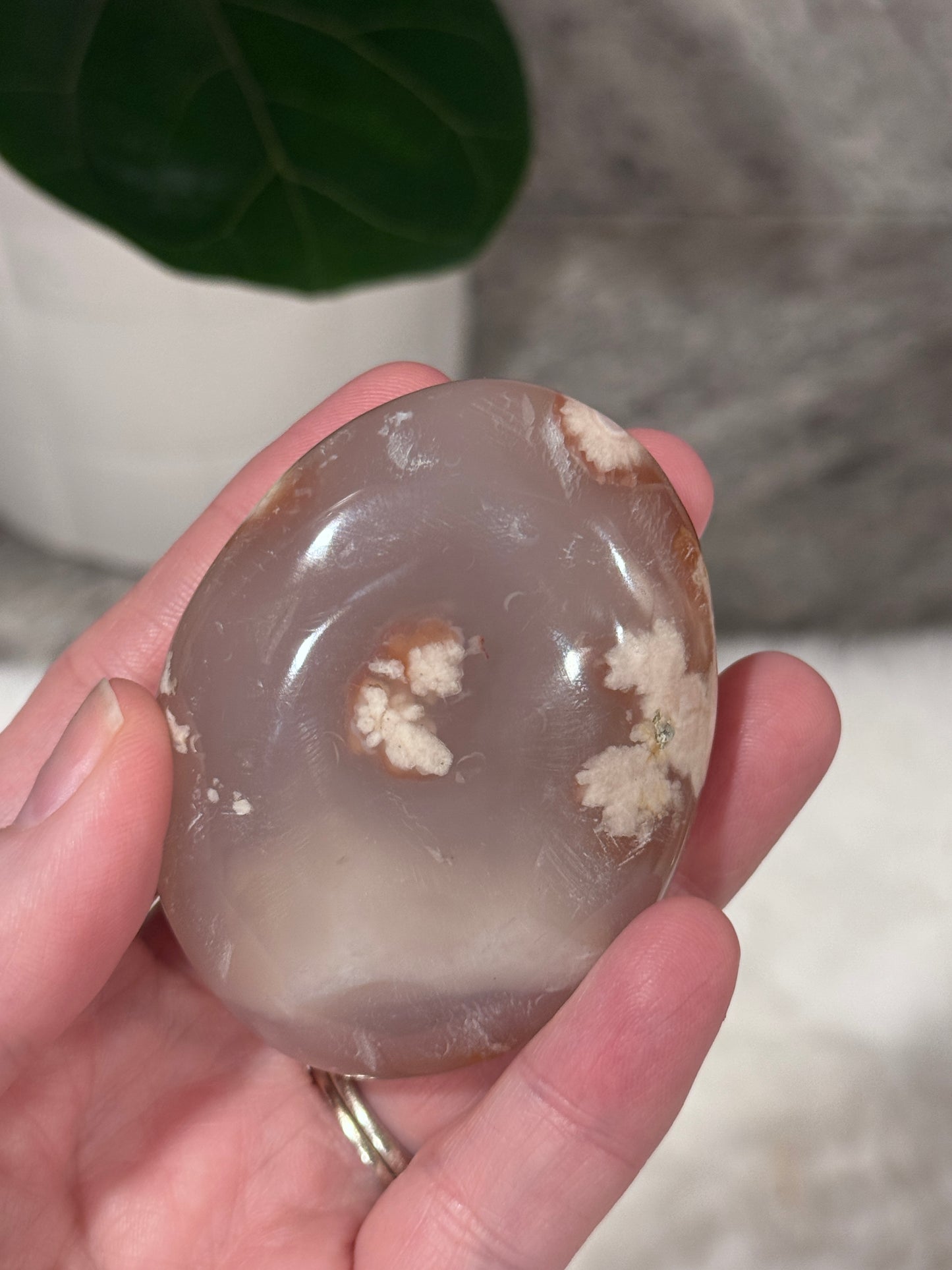 Flower Agate Palm Stone