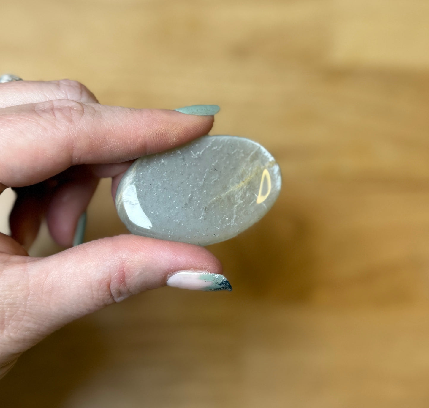 Flashy Moonstone Flat Palm Stone