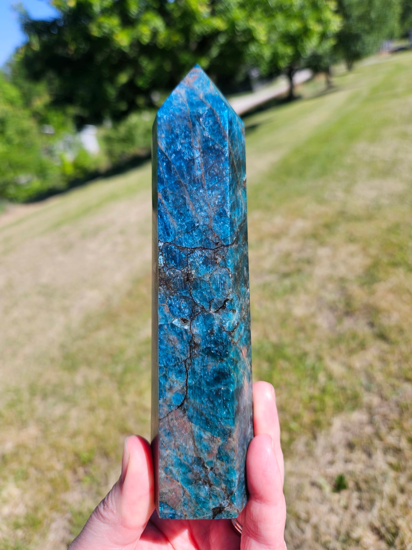 Large Blue Apatite Tower