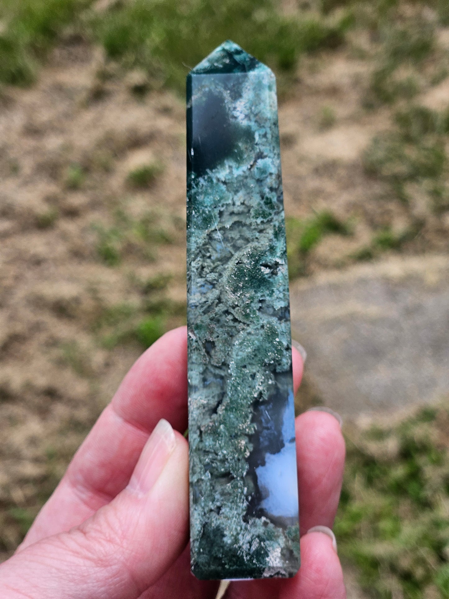Moss Agate Obelisk Tower