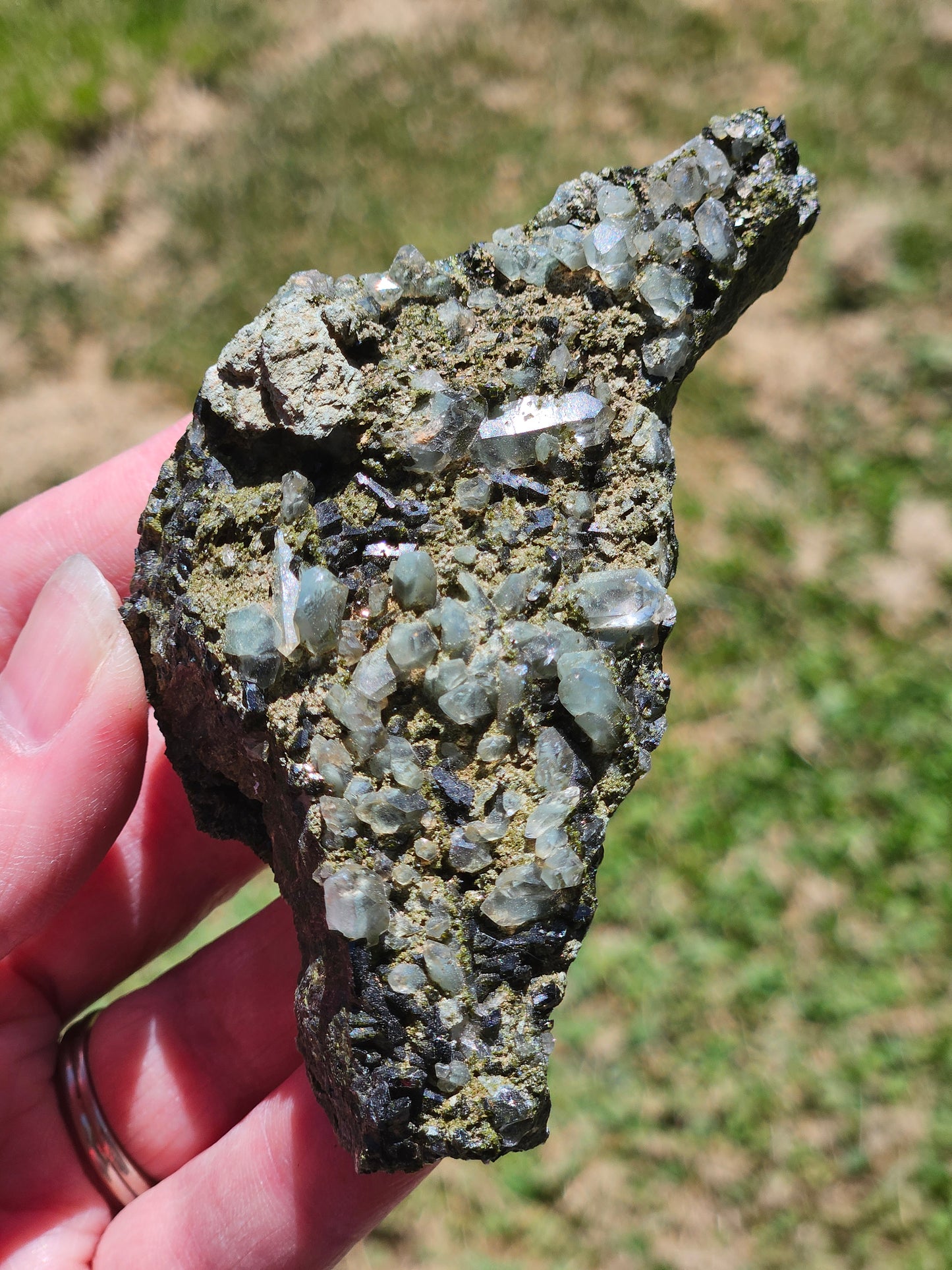 Epidote in Quartz