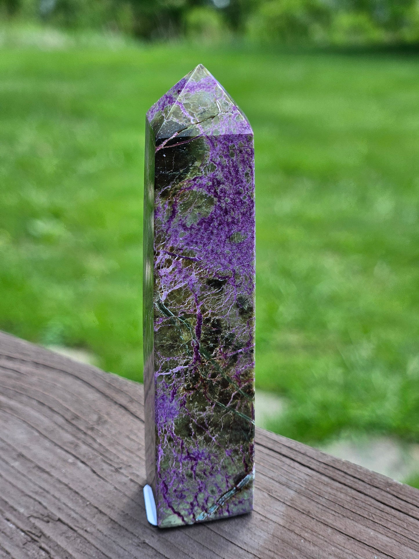 Atlantisite Stichtite Tower