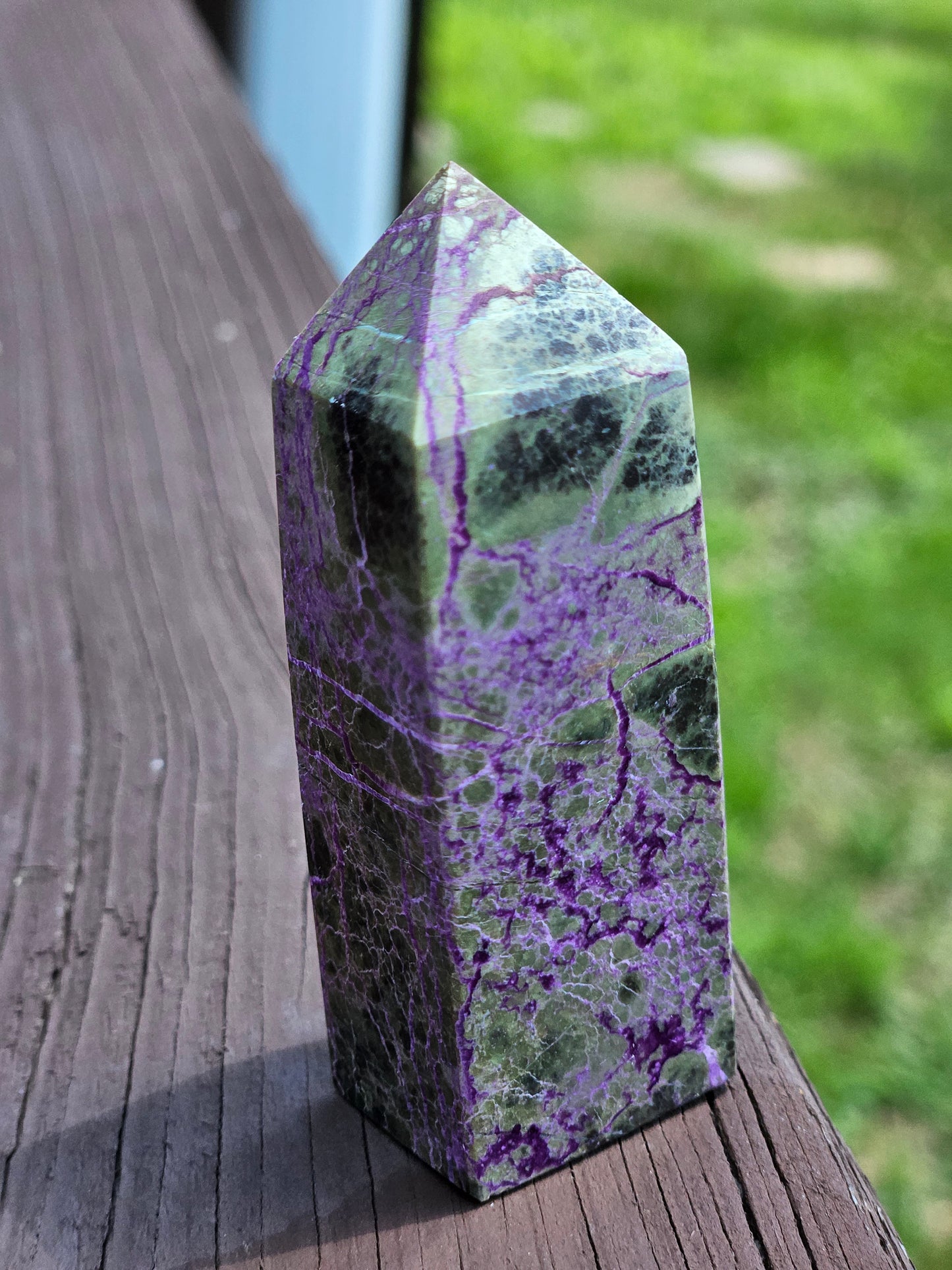 Atlantisite Stichtite Tower