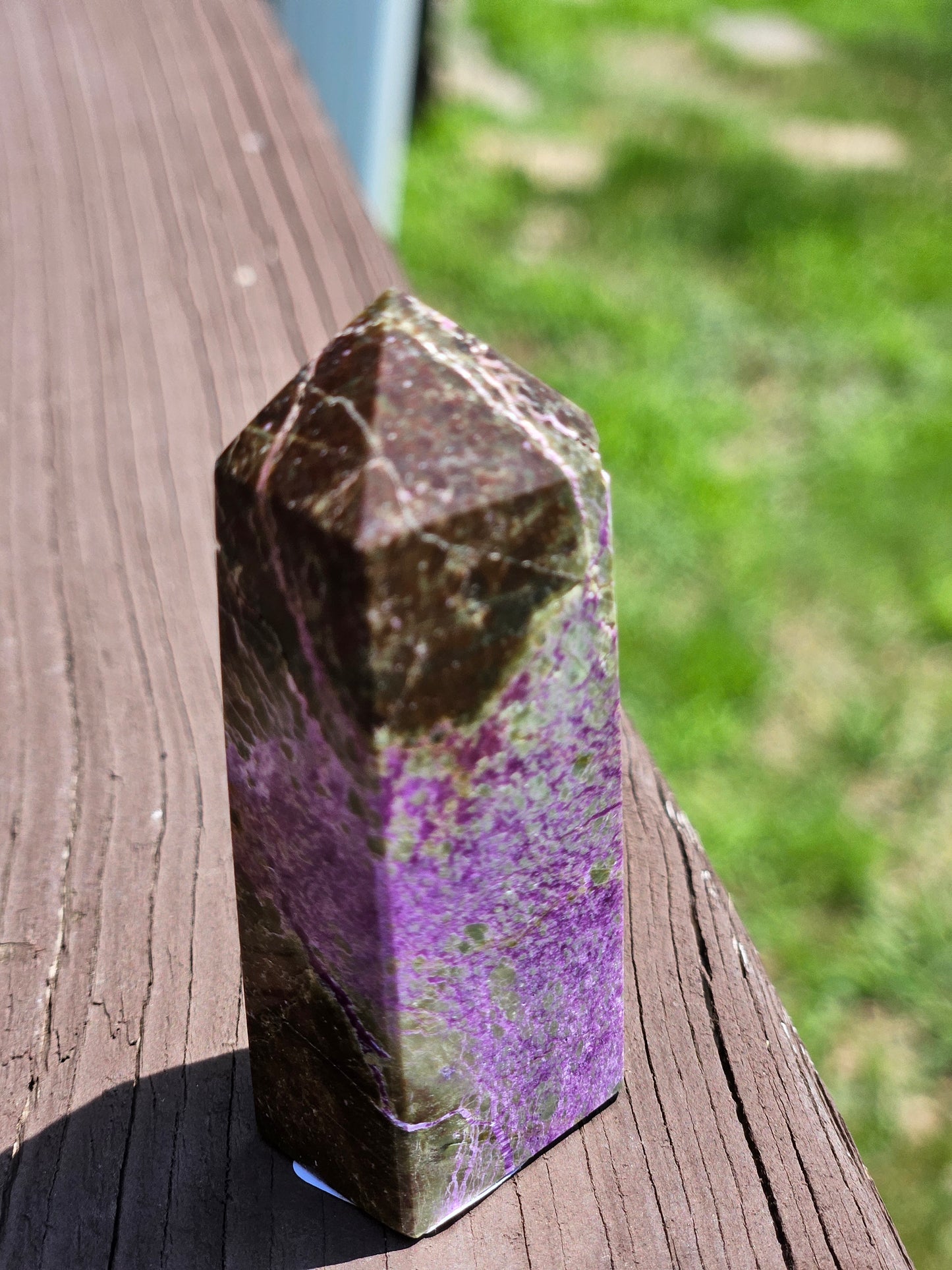 Atlantisite Stichtite Tower