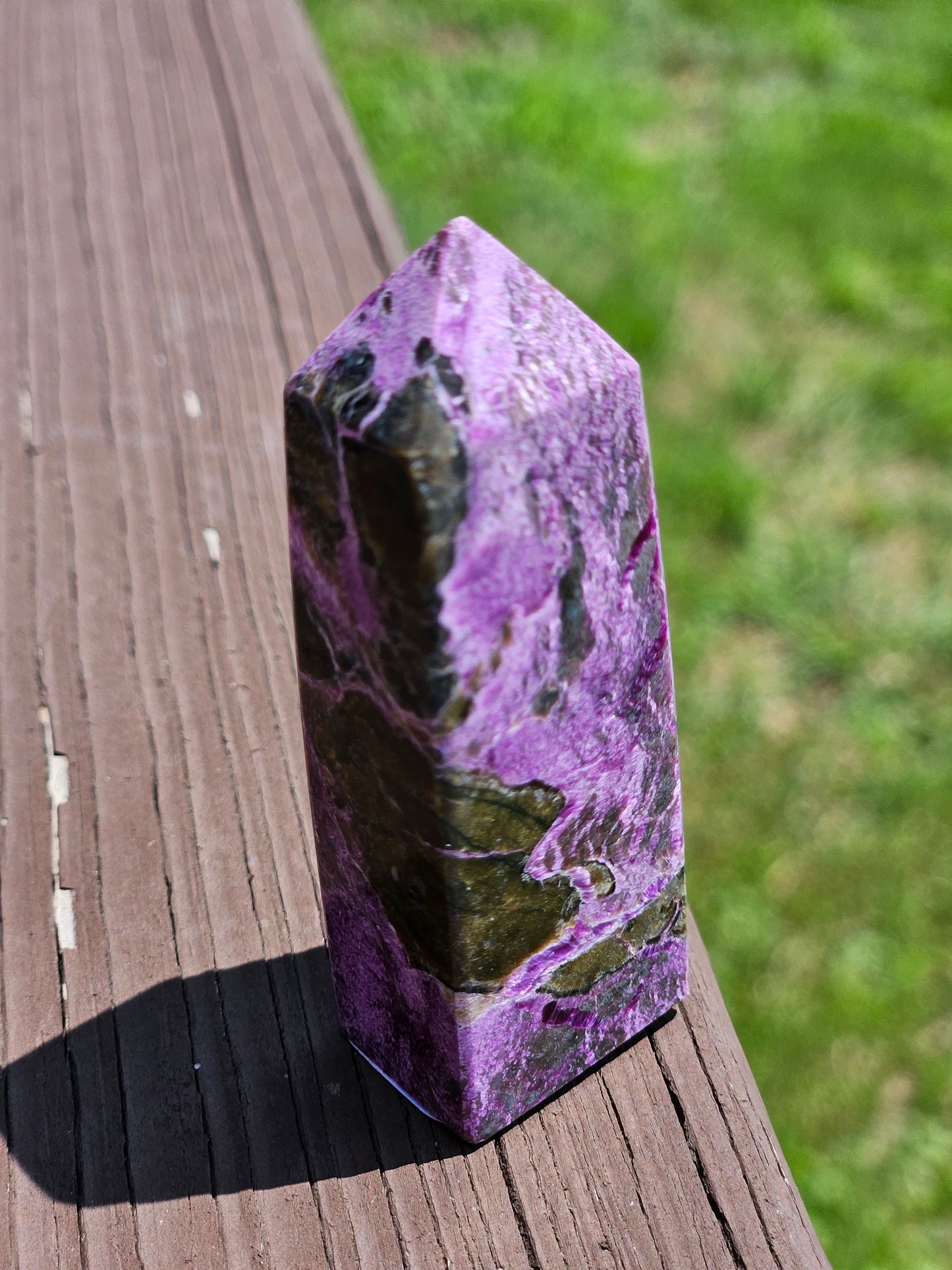 Atlantisite Stichtite Tower