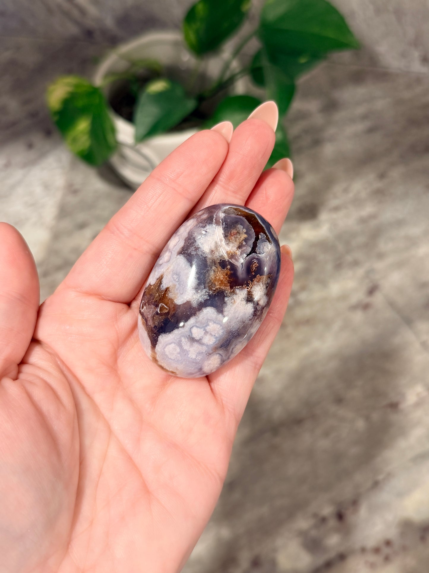 Blue Flower Agate Palm Stone