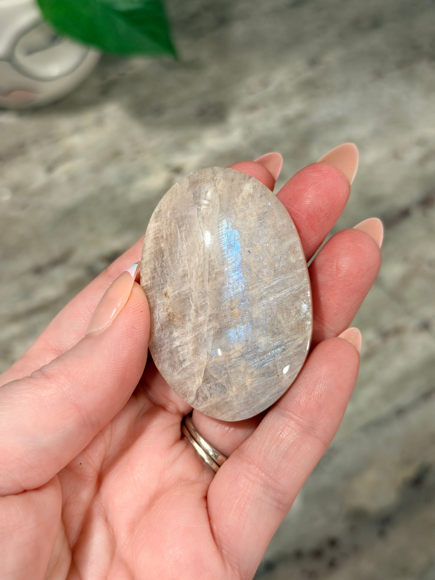 Moonstone Palm Stone
