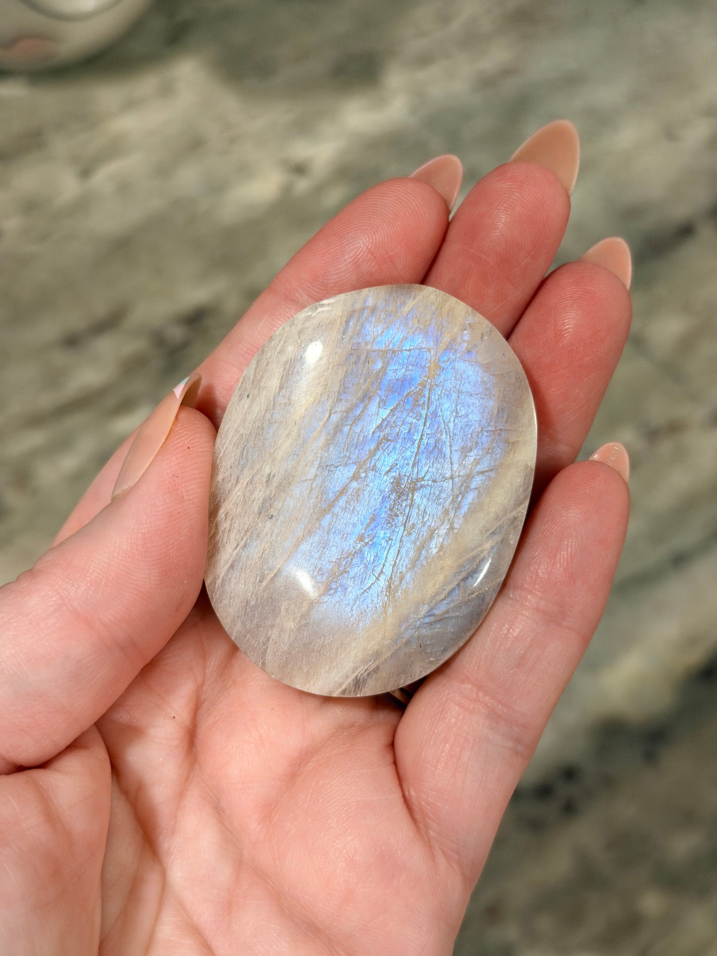 Moonstone Palm Stone