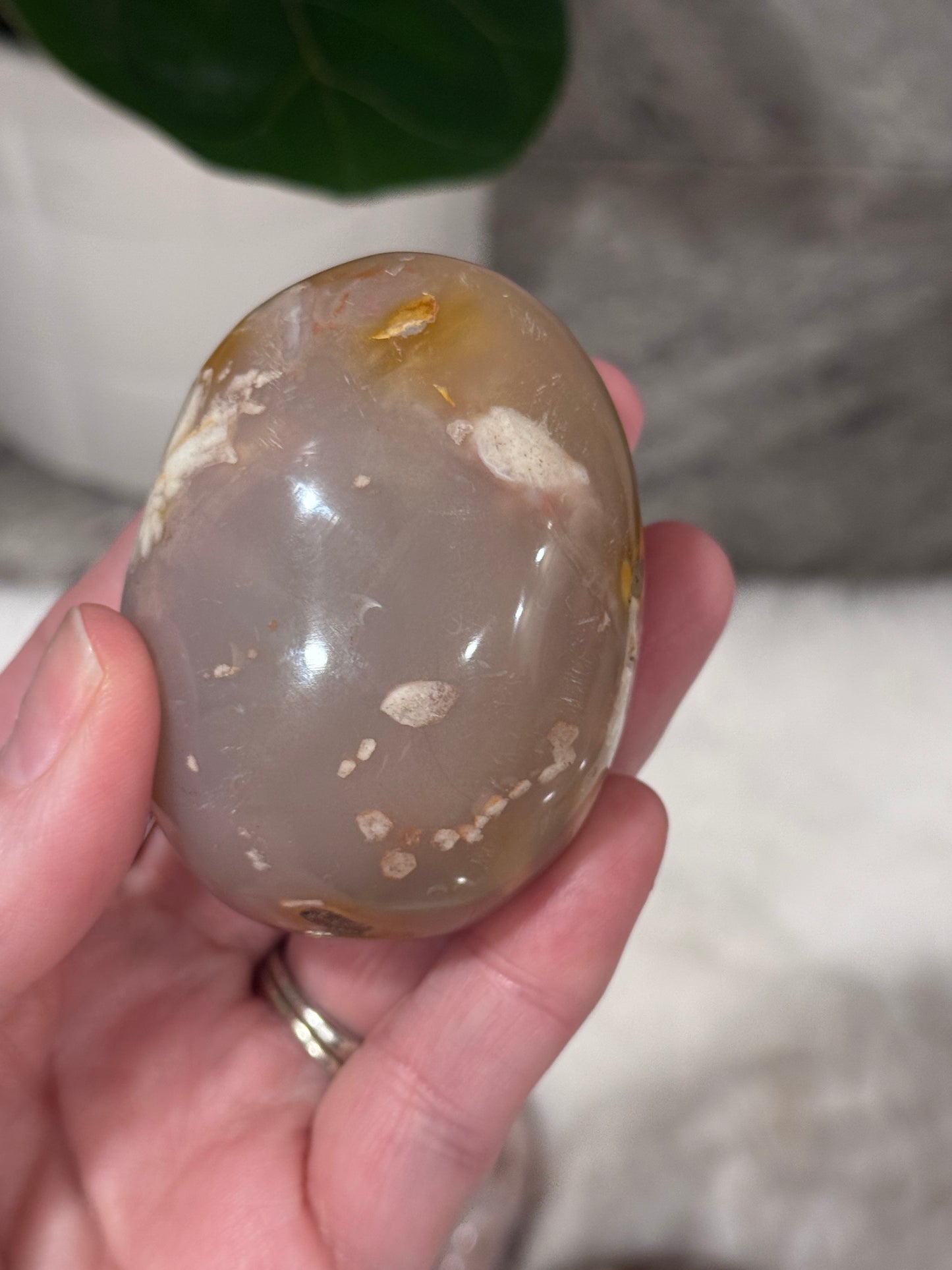 Flower Agate Palm Stone