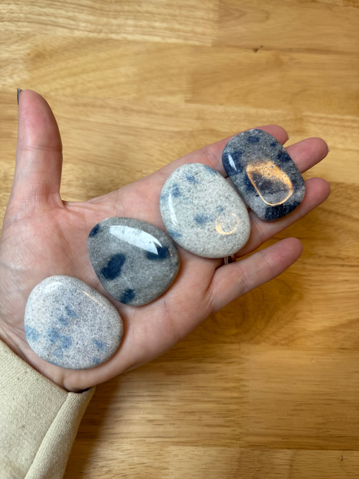 Apatite in Cleavelandite Flat Mini Palm Stone