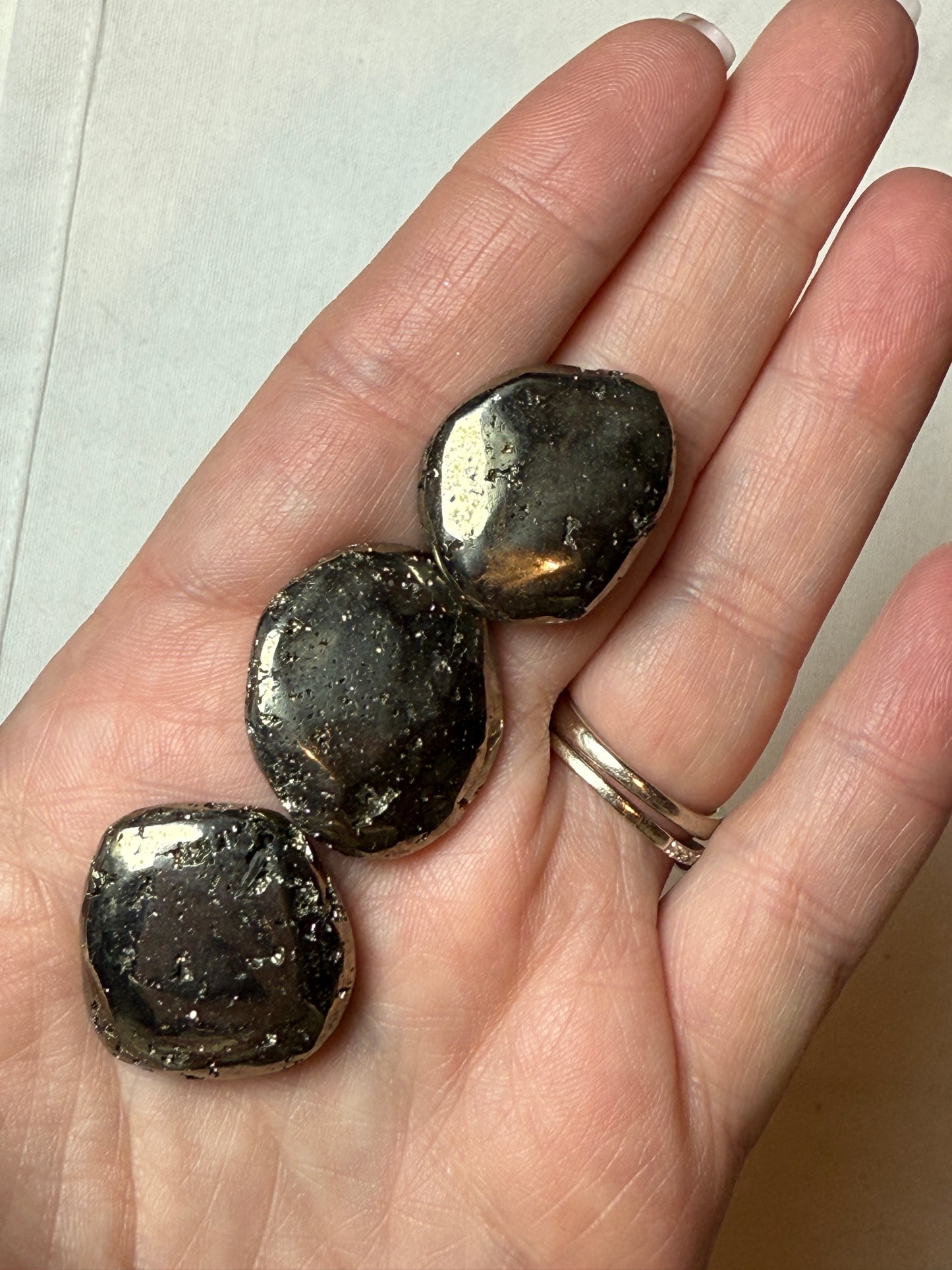 Gemstone Coin (Pocket Stone)