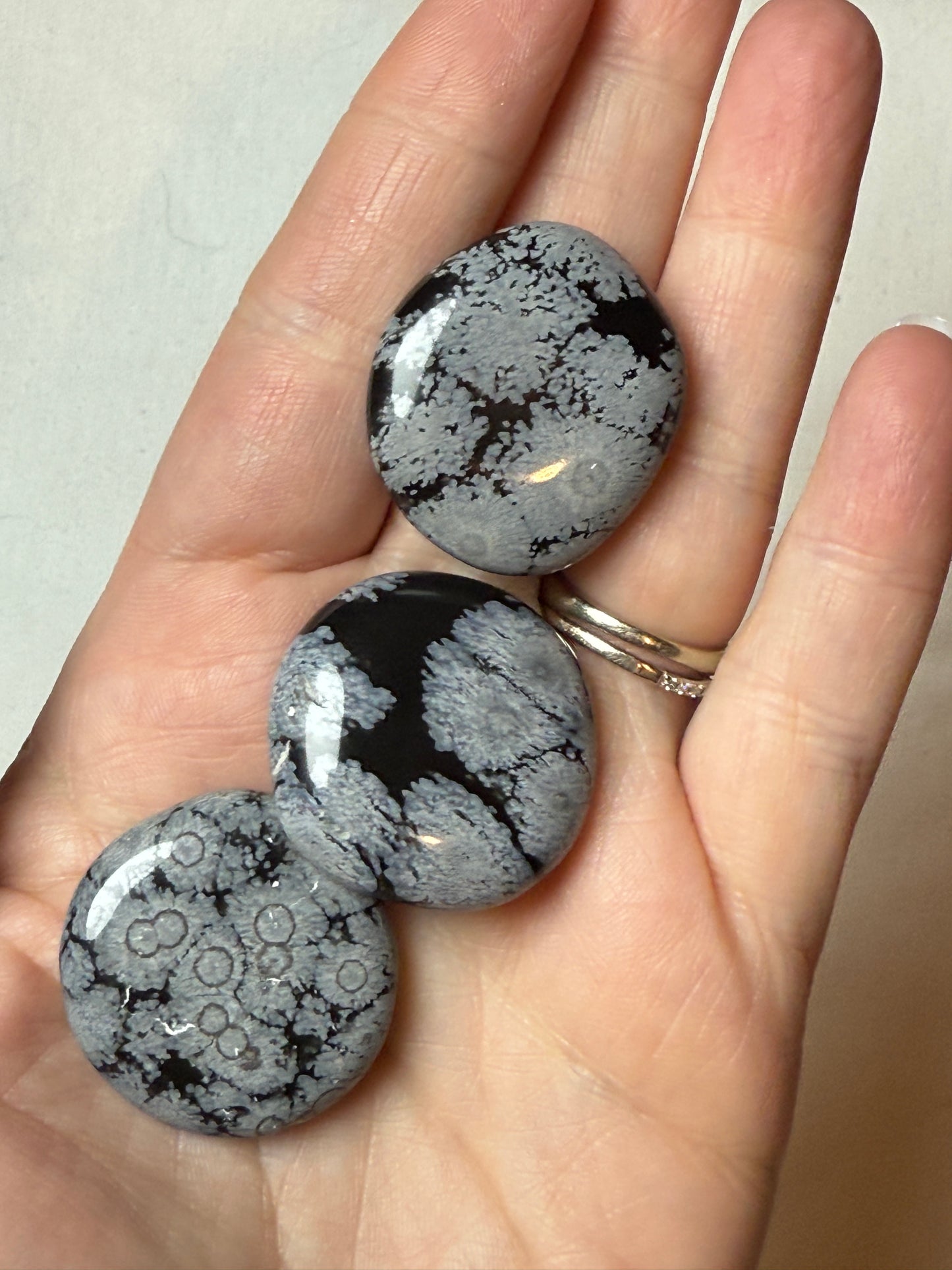 Gemstone Coin (Pocket Stone)