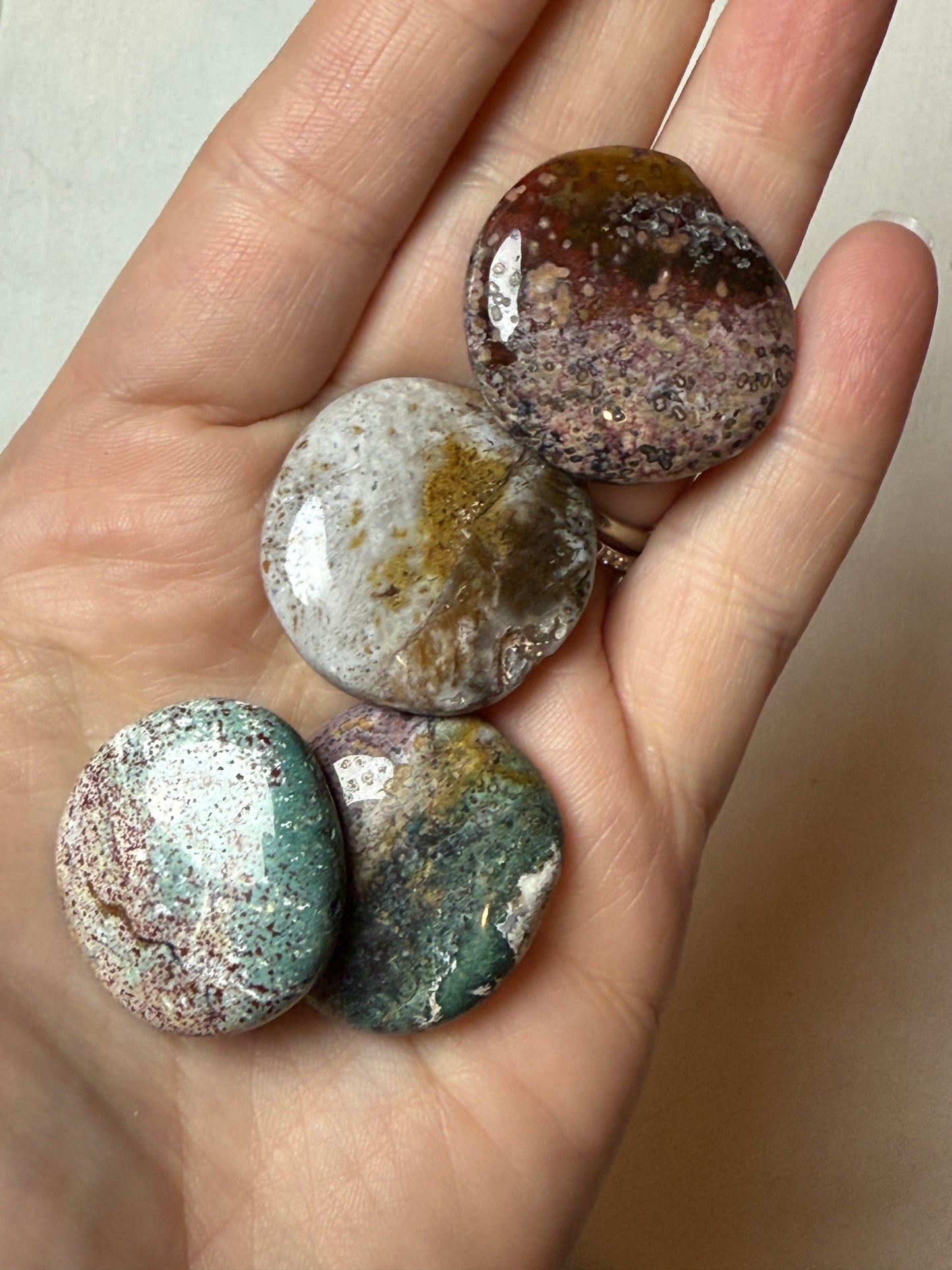 Gemstone Coin (Pocket Stone)